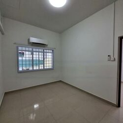 Ang Mo Kio Avenue 2 (D20), Terrace #454955621
